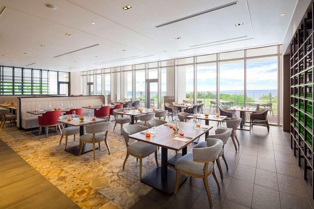 Hilton Club The Beach Resort Sesoko Nakijin Ristorante foto